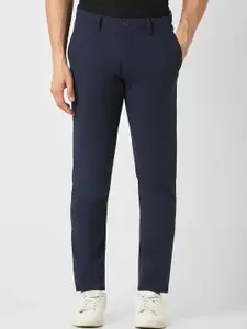 Van Heusen Sport Men Mid-Rise Slim Fit Plain Cotton Chinos Trousers
