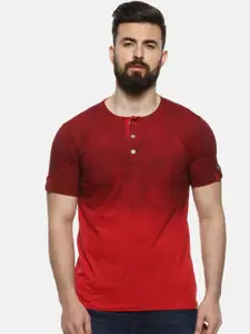 Campus Sutra Maroon Henley Neck Relaxed Fit Ombre Casual Cotton T-shirt