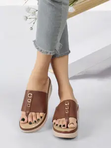 ICONICS Solid Wedge Heels