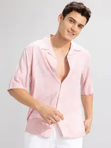 Snitch Men Pink Printed Comfort Boxy Casual Shirt