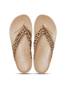 Crocs Women Printed Croslite Thong Flip-Flops