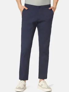 Blackberrys Men Skinny Fit Low-Rise Easy Wash Chinos Trousers