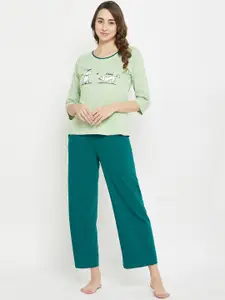 Clovia Green & Teal Graphic Printed Pure Cotton Night suit