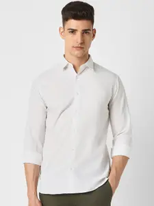 V Dot Slim Fit Opaque Casual Shirt