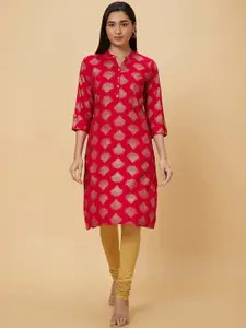 Globus Red & Gold Toned Ethnic Motifs Printed Mandarin Collar Rolled-Up Sleeves Kurta
