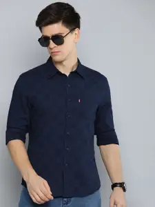 Levis Pure Cotton Self Design Slim Fit Full Sleeves Textured Casual Shirt