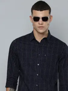 Levis Men Slim Fit Grid Tattersall Checks Opaque Pure Cotton Casual Shirt