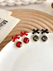 Yellow Chimes Gold-Plated Contemporary Studs Earrings