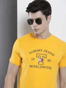 Tommy Hilfiger Round Neck Slim Fit T-shirt