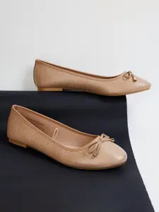 max Textured Round Toe Ballerinas With Bows