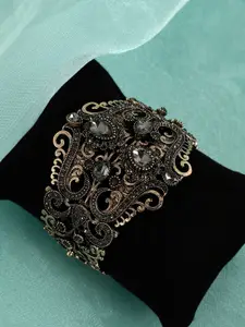 SOHI Women Gold-Toned & Black Gold-Plated Cuff Bracelet