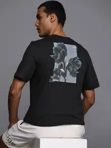 ADIDAS City Escape Split Hem T-shirt