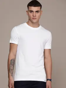Calvin Klein Jeans Solid Round-Neck Casual T-shirt