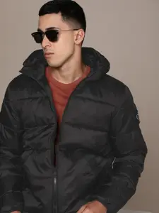 Calvin Klein Jeans Solid Water Resistant Hooded Puffer Jacket