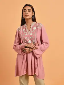 Lakshita Floral Embroidered Sequinned A-Line Kurti
