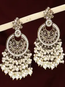 OOMPH Circular Kundan & Pearl Chandbalis