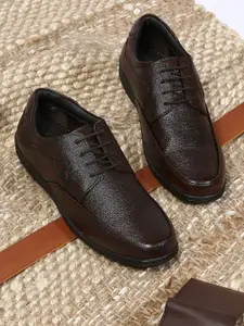 Buckaroo Men Textured Leather Derbys