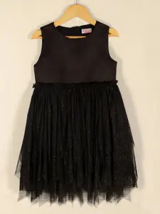 KidsDew Girls Self Designed Sleeveless Gathered Fit & Flare Dress
