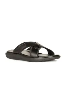 Bata comfit Men Textured Comfort Sandals