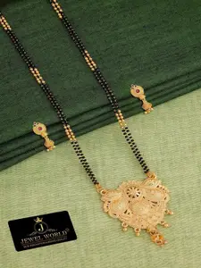 JEWEL WORLD Gold-Plated Stone-Studded & Beaded Mangalsutra With Earrings