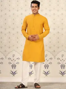 House of Pataudi Floral Embroidered Thread Work Straight Kurta