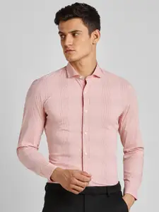 Peter England Men Slim Fit Checked Formal Shirt