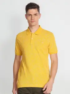 Flying Machine Men Yellow Polo Collar Pockets Slim Fit T-shirt