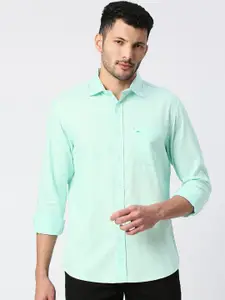 Basics Standard Spread Collar Slim Fit Cotton Casual Shirt