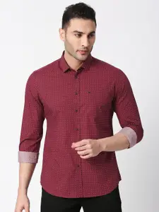 Basics Standard Slim Fit Geometric Printed Cotton Casual Shirt