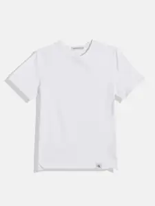Calvin Klein Jeans Boys Solid Curved Stitch Movement T-shirt
