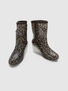 Sole To Soul Women Printed Wedge Heeled Waterproof Non-Slip Rain Boots