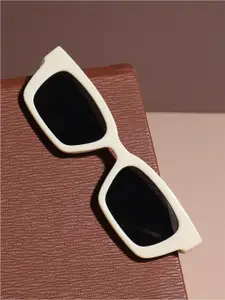HAUTE SAUCE by  Campus Sutra HAUTE SAUCE by Campus Sutra Women Rectangle Sunglasses With Polarised Lens AW23_HSSG1424