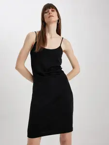 DeFacto Sleeveless Bodycon Dress