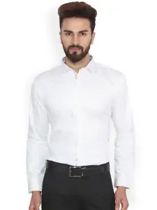 Hangup Men White Regular Fit Solid Formal Shirt