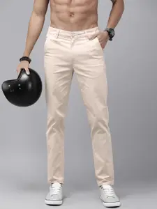 Roadster Men Budford Satin Stretch Chinos