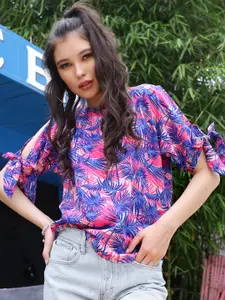 Sera Floral Printed Regular Top