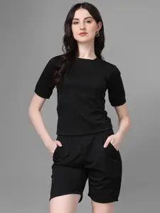 DL Fashion Round Neck T-shirt & Shorts