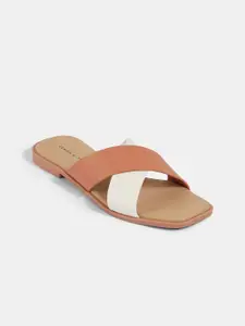 LEMON & PEPPER Colourblocked Cross Strap Open Toe Flats