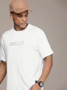 Calvin Klein Jeans Pure Cotton Solid With Applique Detail T-shirt