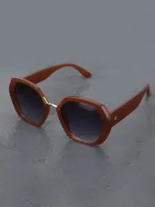 Carlton London Women Oversized Sunglasses with UV Protected Lens - CLSW182