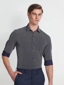 Arrow Slim Fit Striped Pure Cotton Formal Shirt
