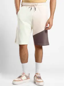 NOBERO Men Colourblocked Loose Fit Shorts