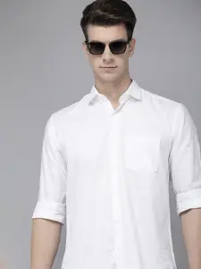 Park Avenue Pure Cotton Solid Slim Fit Casual Shirt