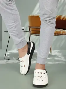 Carlton London Men Lightweight Rubber Clogs