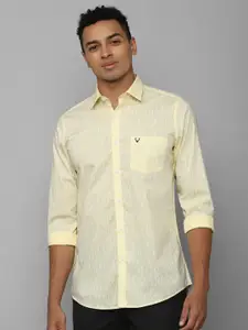 Allen Solly Slim Fit Abstract Printed Opaque Cotton Casual Shirt