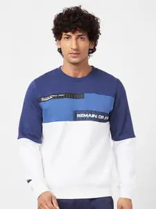 SPYKAR Colourblocked Cotton Pullover Sweatshirt