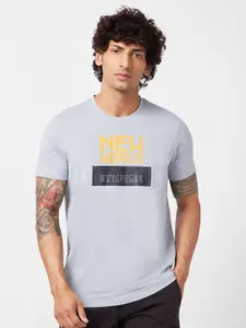 SPYKAR Typography Printed Slim Fit Cotton T-Shirt