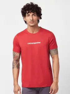 SPYKAR Graphic Printed Slim Fit Cotton T-Shirt