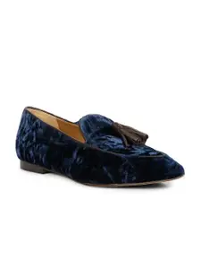 Saint G Women Tasselled Velvet Loafers