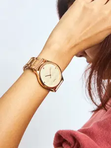 TEAL BY CHUMBAK Women Round Analogue Watch 8907605128417